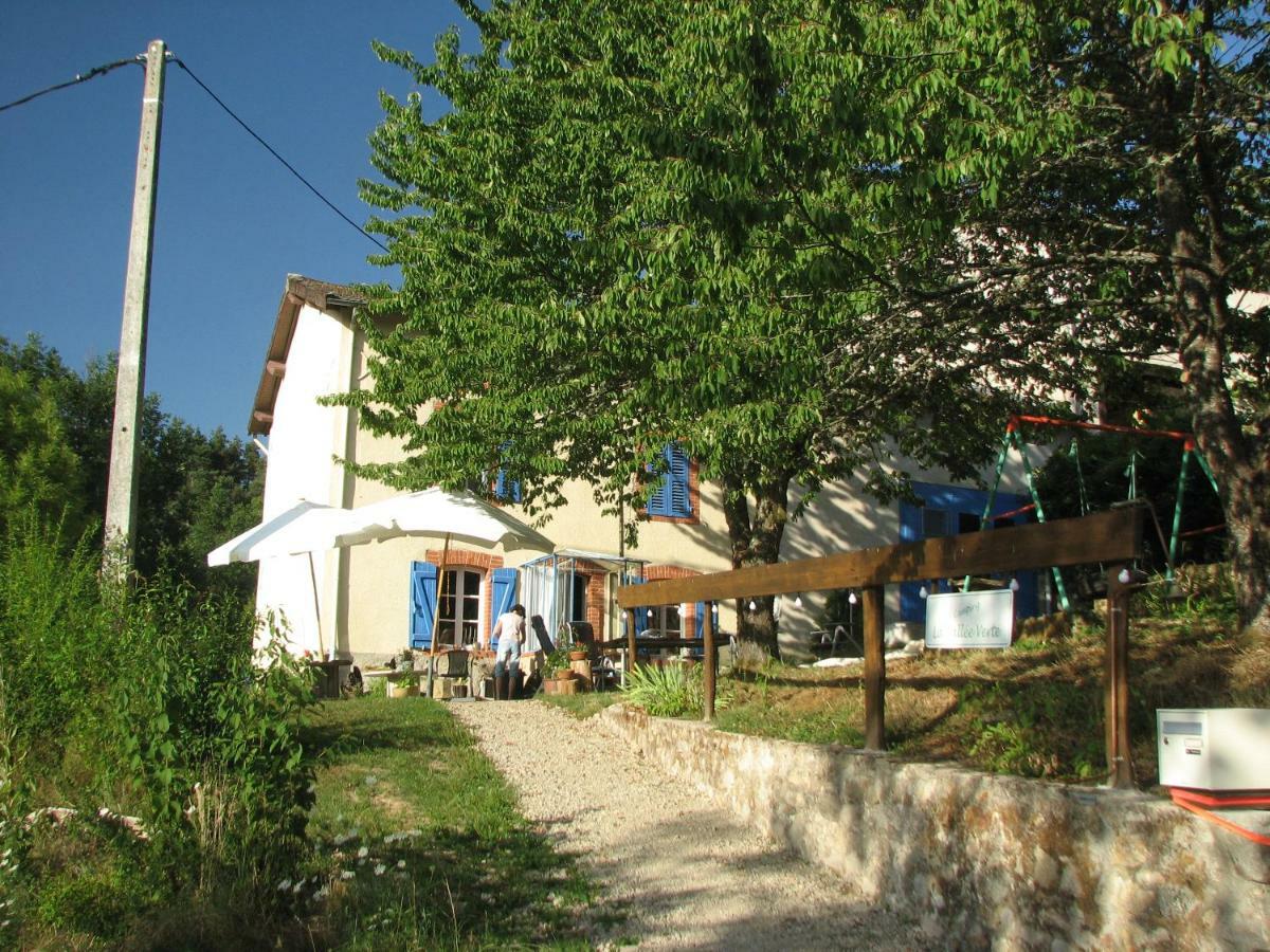 Camping La Vallee Verte Ambert Exterior foto